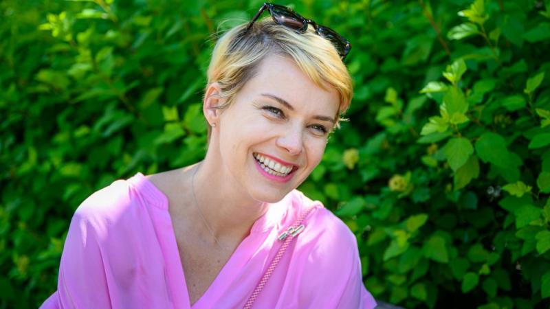 Osvárt Andrea és kislánya együtt ragyogtak a címlapon | 24.hu