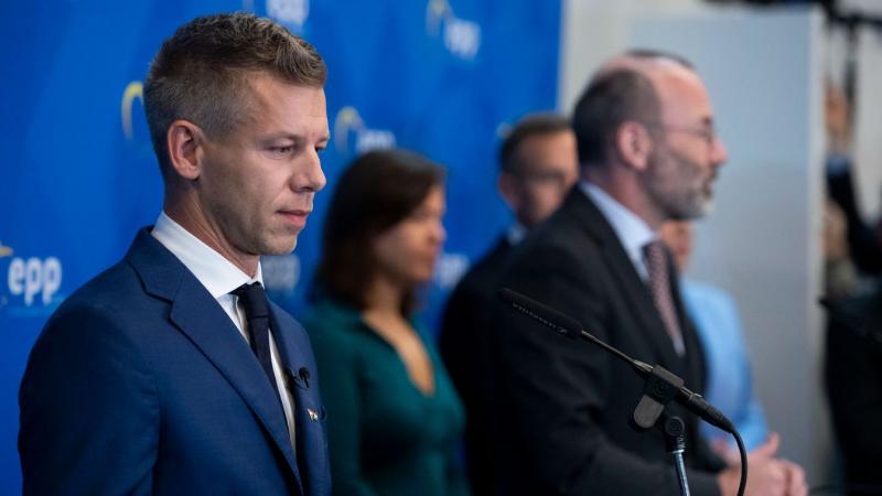 A kémügyek révén új életet lehelhetnének a megszorult atombombába.