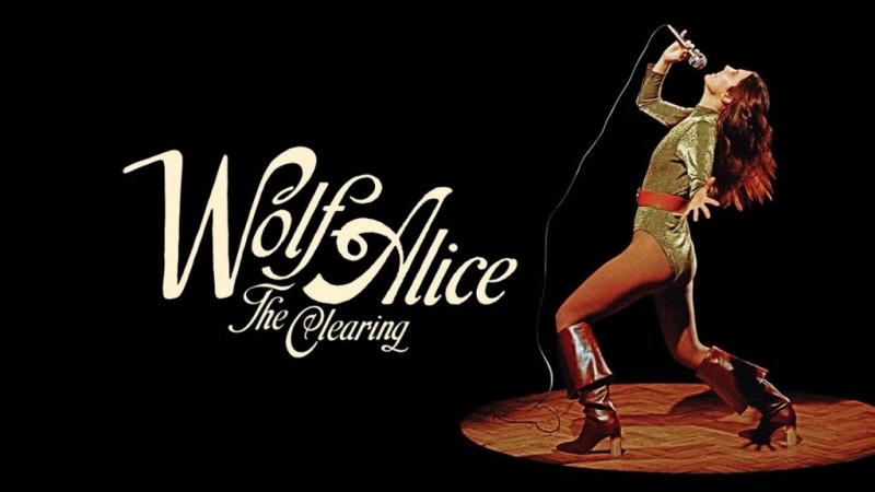 Első önálló budapesti koncertjét adja a Wolf Alice, bemutatva legújabb albumát, amely tele van friss hangzásvilággal és izgalmas dalokkal. Az esemény különleges alkalom, ahol a rajongók élőben tapasztalhatják meg a zenekar energikus előadását és a legújab