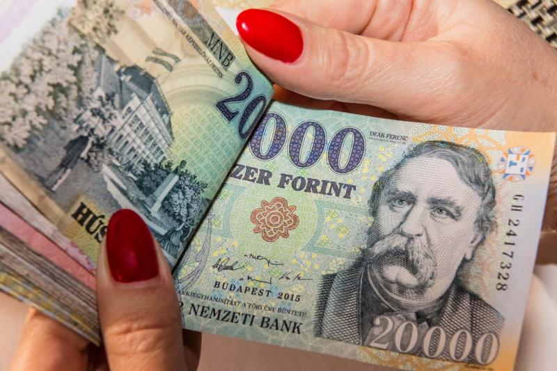 Szijjártóék közel 300 millió forintnyi titokra bukkannak, ám úgy tűnik, csak vállat vonnak a helyzet súlyossága felett.