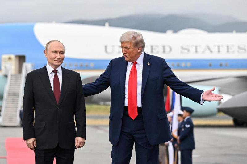 A Financial Times szerint Oroszország, Ukrajna és Európa is igyekszik befolyásolni Trump döntéseit és politikai irányvonalát.