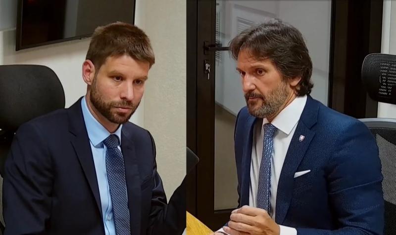 Kaliňák kifejezte, hogy nem tartja valószínűnek, hogy Fico alkotmánybírói posztra aspirálna, míg Šimečka hozzátette, hogy ők nem is támogatnák ebben a törekvésében.