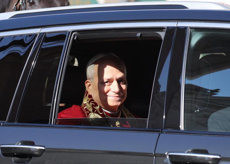 Leó pápa első államfői látogatása az olasz köztársasági elnöknél valósult meg, ezzel új fejezetet nyitva a vallási és politikai kapcsolatok történetében.