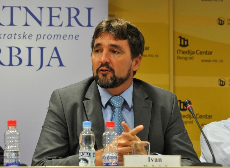 Ivan Bošnjak: A Trump és Putyin Budapesti Találkozója Szerbia Szempontjából is Kiemelkedő Jelentőségű

A legutóbbi Trump-Putyin találkozó Budapesten nem csupán a két vezető számára volt fontos, hanem Szerbia számára is jelentős eseménynek számít. A politi