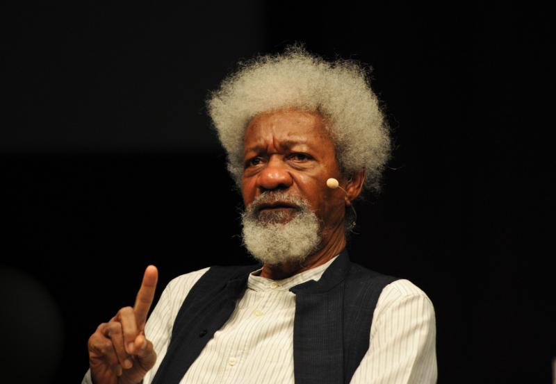 Az Egyesült Államok döntése értelmében Wole Soyinka, a Trumpot bíráló Nobel-díjas nigériai író, nem léphet be az országba.