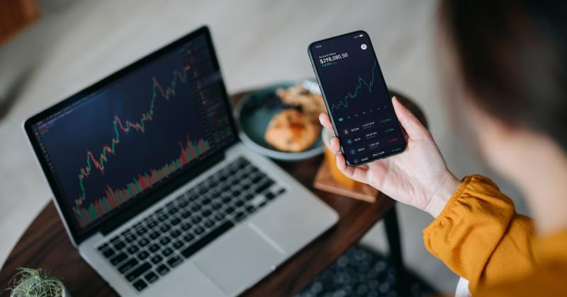 A NAV is értesül róla, ha valaki külföldön kereskedik kriptovalutákkal, kivéve, ha ezt Panamában végzi.